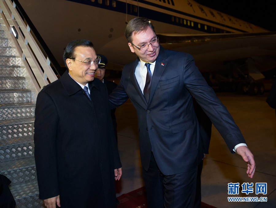 �����j��F���k����K