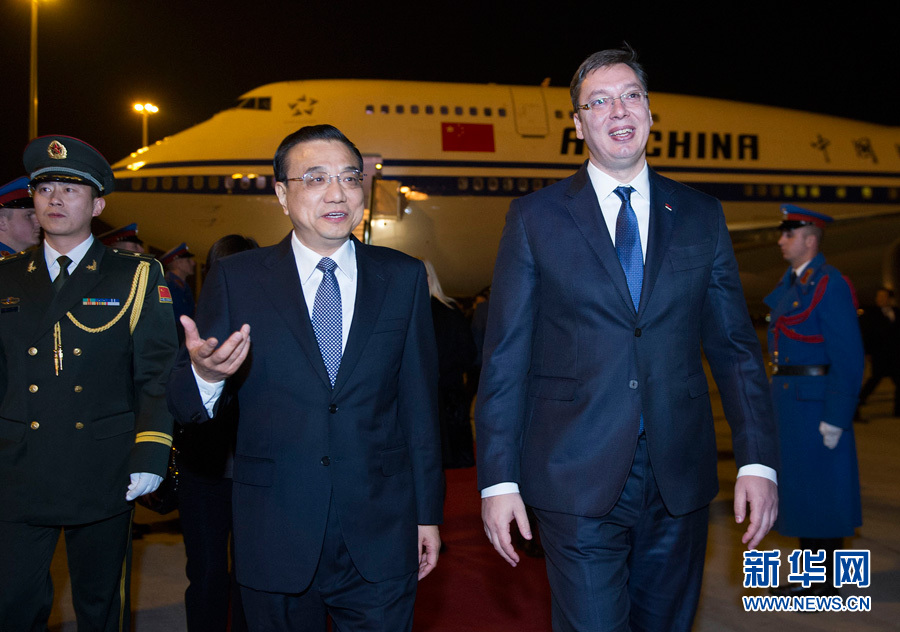 �����j��F���k����K