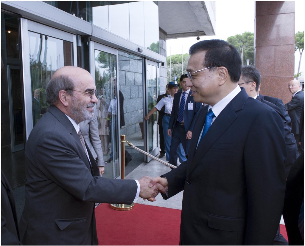 �����j����K�Vá�ߵz�A�U13�f���Y�@�r���D