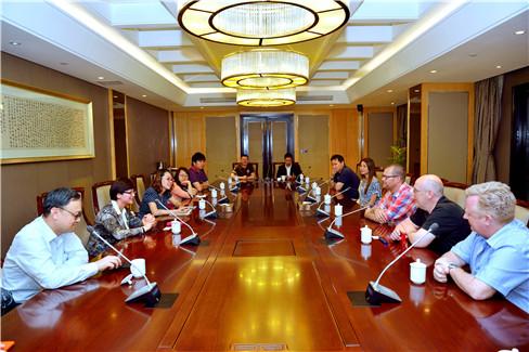 �}�c�|����ҧ�ǔ������d�z����(OBS)�m�ި�