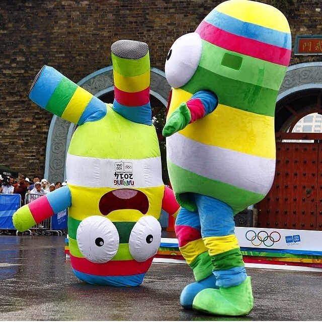 �y�ӷ|���ʤ����줺�����M