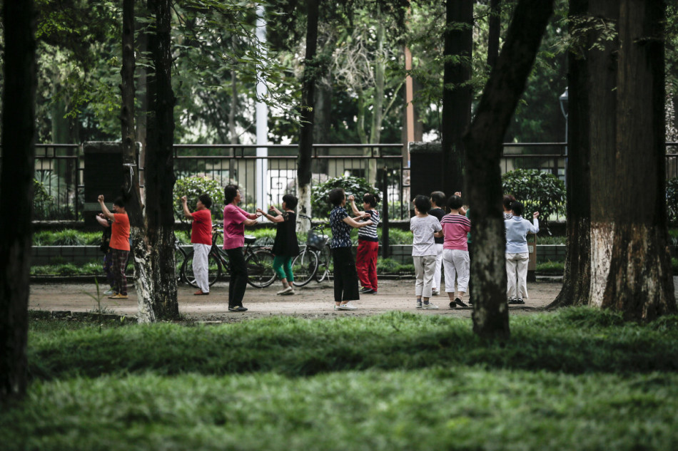 �h�y�y�ӷ|�E�饫���گ�����