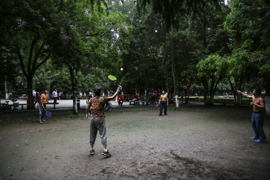 �h�y�y�ӷ|�E�饫���گ�����