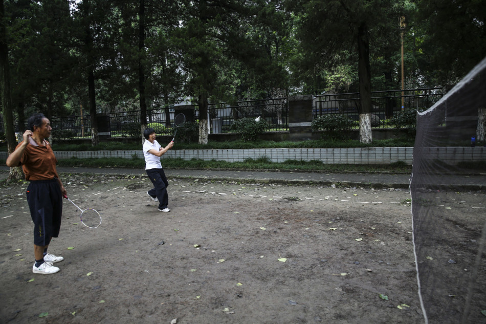 �h�y�y�ӷ|�E�饫���گ�����