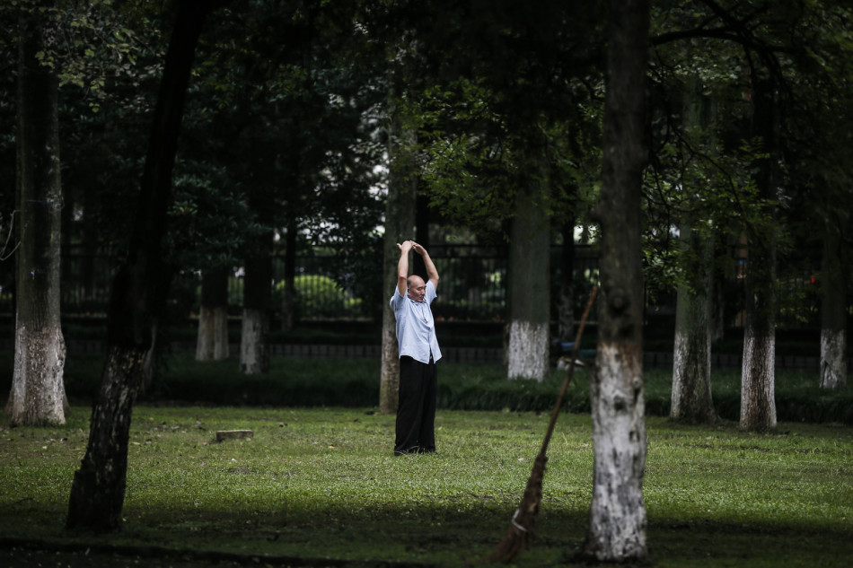 �h�y�y�ӷ|�E�饫���گ�����