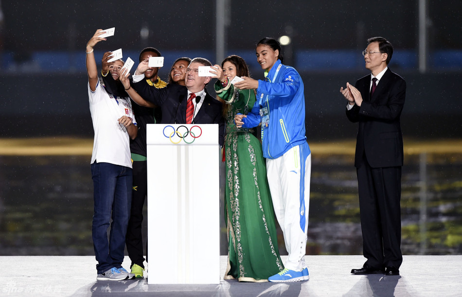 �h�y�y�ӷ|�}�@�D