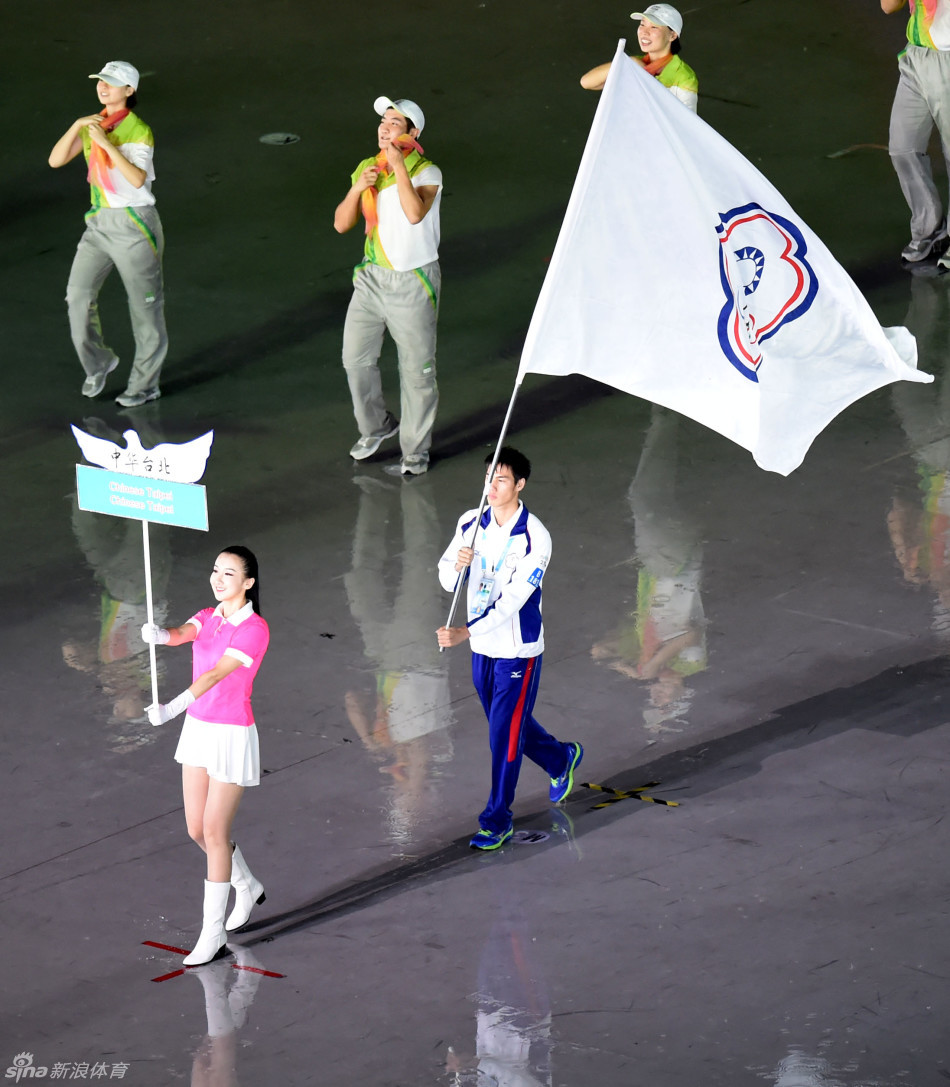 �h�y�y�ӷ|�}�@�D