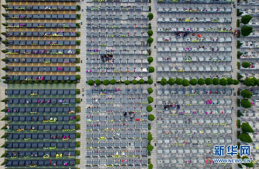 ���I�J��