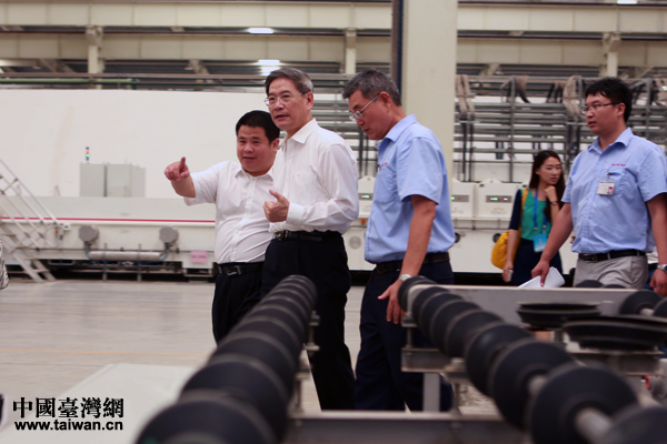 �i���C�m�ޥ�������b������y�c���{����V�뤽��