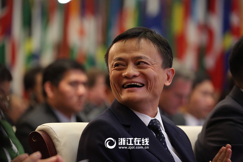 �Q������:�p�|����