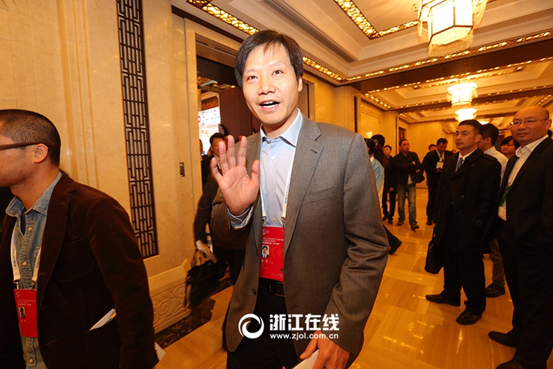 �Q������:�p�|����