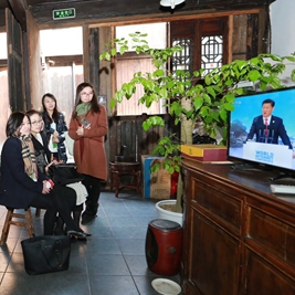 ���ʖE�d�������I���|�ޕh���Ԫ`