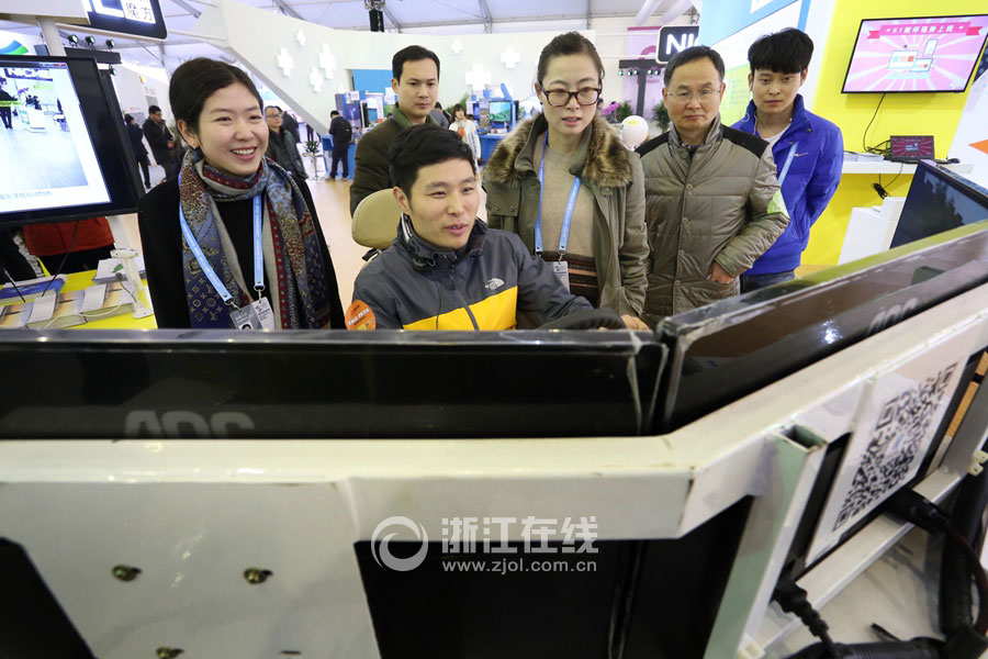 ���p�L�����I���d��è���|