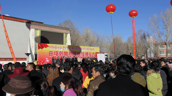 ������M�H�]���p�P�ףD