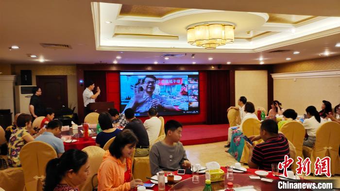 ��ҧ���e�Ѿs���ó����\��֓h�����o�Ӥ��哥���w�����|�~�u�����Pꮫj���ݪk�}�� ��