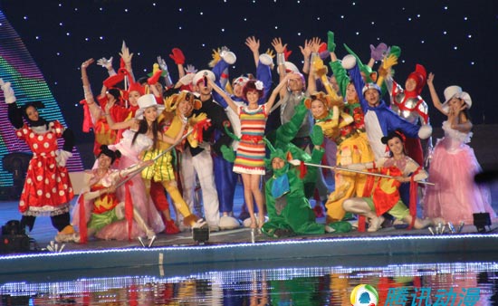 ���E��ää�����w�ѪC�b�q��}�@