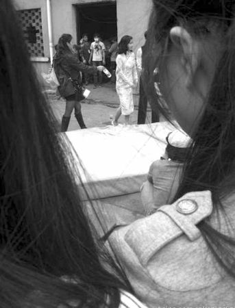 ��^�Y�o�ؔE��u����h�͖R��Selina�h���ҕW