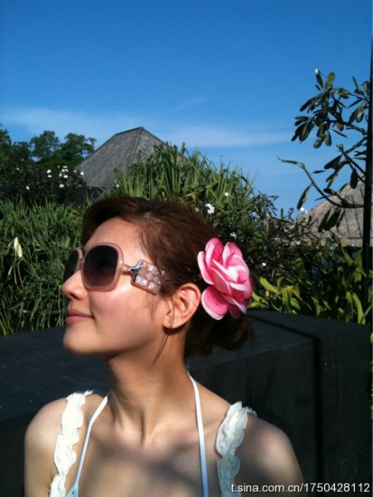 Selina�T�I�n�������ݻ�E��X��q�֤���(��)