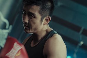 鄒市明視力出問題卻惹來網友抨擊 中國拳王靠實力說話值得尊重