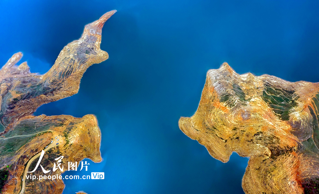 貴州黔西:春到支嘎阿魯湖