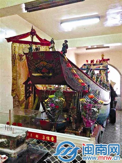 倣制王船在宮廟主委一代代保護下,保存幾十年仍然完整