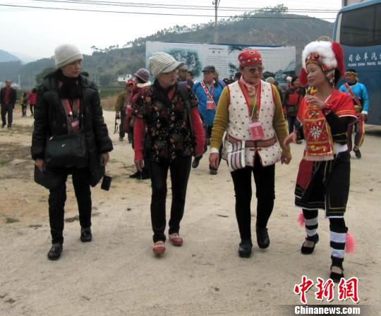 臺灣少數民族頭目長老赴福建華安敘鄉情