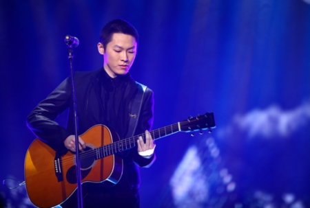 梁博登央視羊年網絡春晚 用音樂傳遞正能量