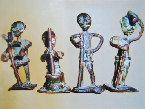 古越民族圖騰祭說