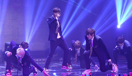 2014年網絡春晚彰顯網絡性、新奇性、互動性(圖)