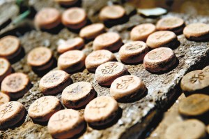 秦皇島發現明長城守衛將士自制象棋（圖）