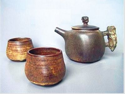 瓷都老街變夜市“臺灣景德鎮”陶瓷沒跑贏牛肉面