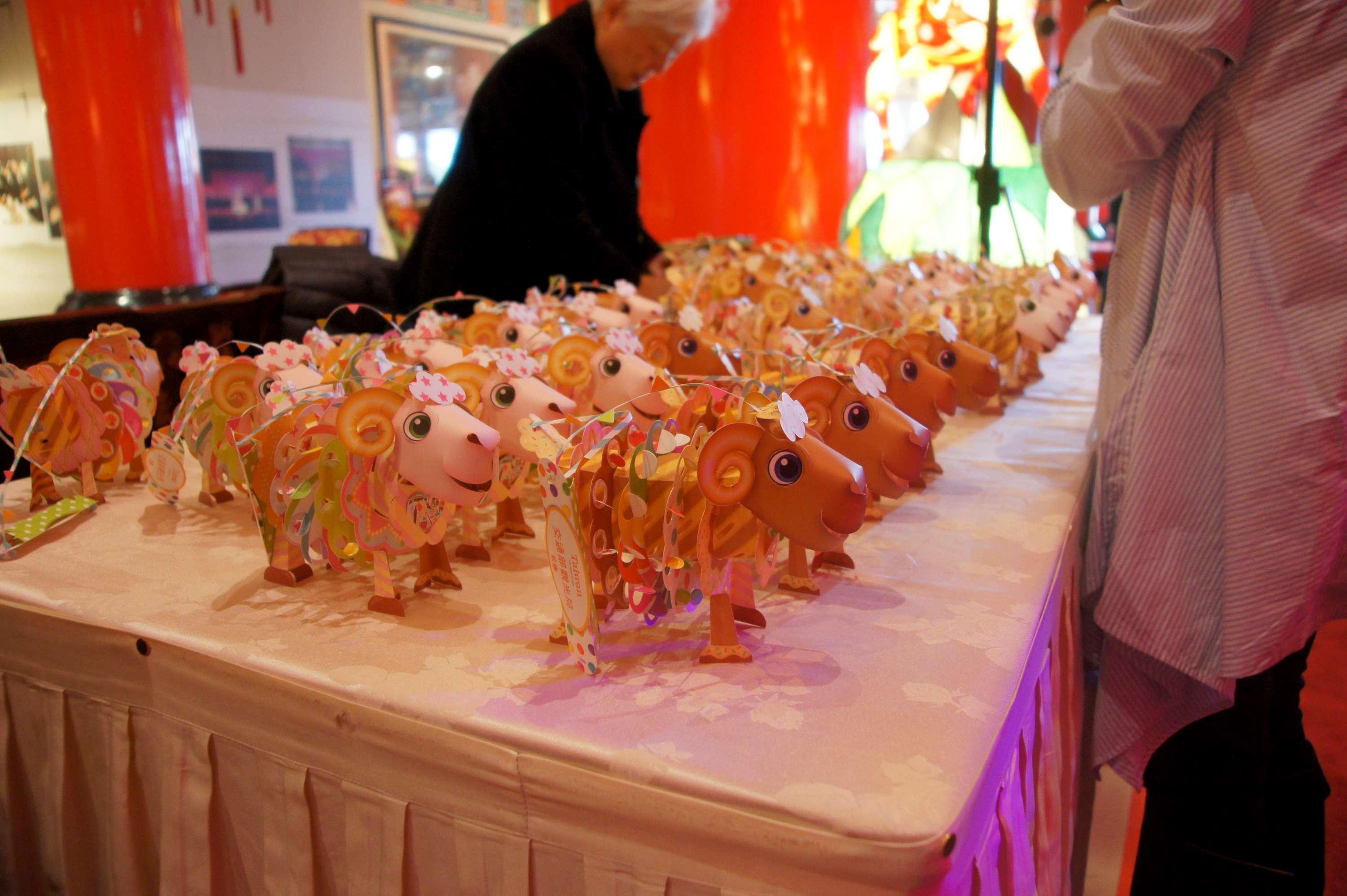 23.4米主燈創歷史新高 臺灣羊年燈會元宵登場 23.4米主燈創歷史新高 臺灣羊年燈會元宵登場