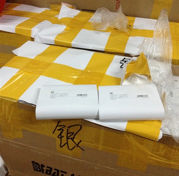 直擊小米鄭州打假:山寨電源觸目驚心