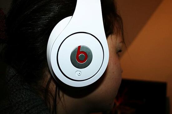 Bose起訴蘋果旗下Beats侵犯耳機消噪專利 Bose起訴蘋果旗下Beats侵犯耳機消噪專利