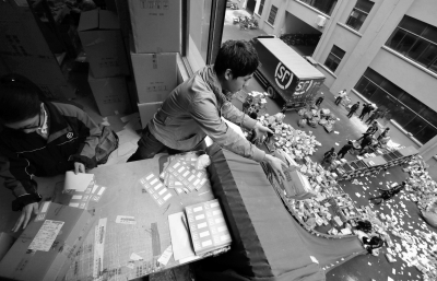 消化雙十一包裹需10天 郵政局業務量輕松破千萬