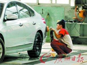 車商:“三包”政策實施後車市銷量上升