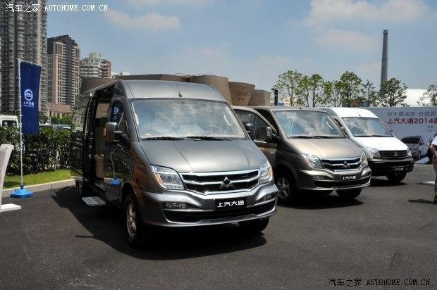 上汽大通上汽商用車上汽大通V802012款 2.5L定制版