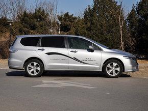 廣汽本田 2.4L 自動 車輛正右側