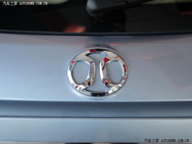 北京汽車 北京汽車E係列 2014款 兩廂 E150 EV 電動科技版