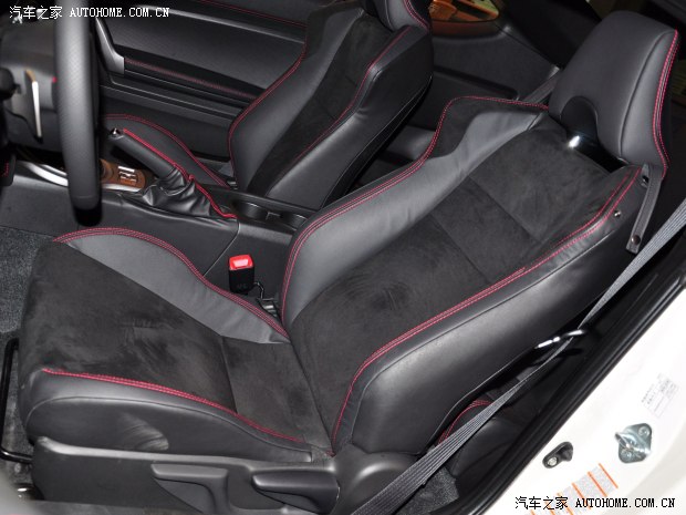 豐田(進口) 豐田86 2013款 2.0L 自動豪華型 豐田(進口) 豐田86 2013款 2.0L 自動豪華型