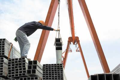 鋼貿貸款風險仍未見底 2014年或將大面積爆發 鋼貿貸款風險仍未見底 2014年或將大面積爆發