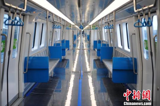 中國制造巴西“奧運地鐵車”長春下線