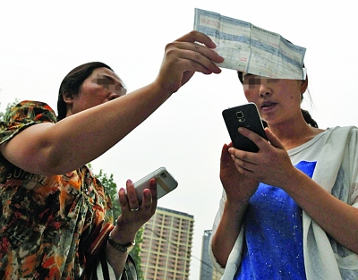 快遞變“慢遞” 南京申通快件積壓消費者找上門