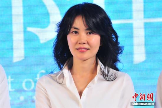 王菲現身房產中心遭投拍經紀人:侵犯個人隱私