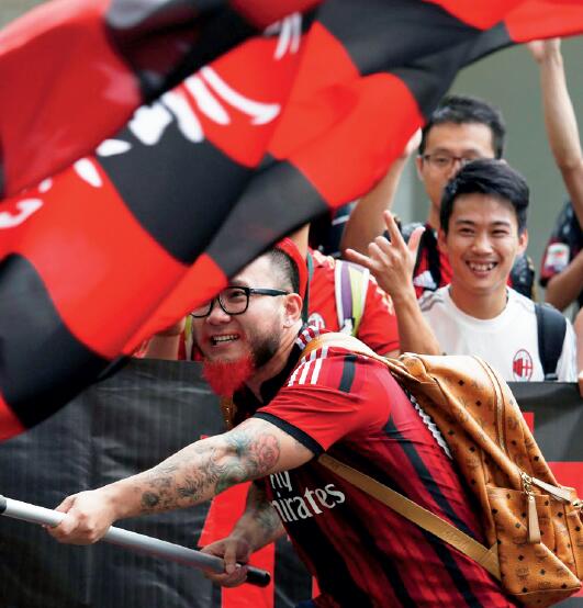 三年收購15家海外足球俱樂部 三年收購15家海外足球俱樂部