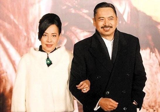 周潤發13億身家全歸老婆管 每月領800塊零花錢 周潤發13億身家全歸老婆管 每月領800塊零花錢