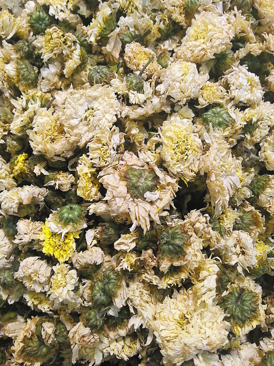 健康消暑：少喝冰鎮飲料　自制消暑涼茶（圖）