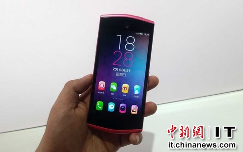 美圖手機2發布:前後1300萬攝像頭主打夜間自拍