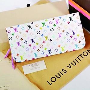 多家電商平臺售假遭曝光 聚美京東發聲明致歉 多家電商平臺售假遭曝光 聚美京東發聲明致歉