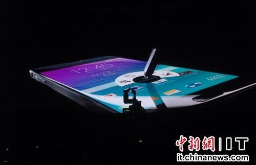 三星發布GALAXYNote4:金屬邊框配5.7寸2K屏幕